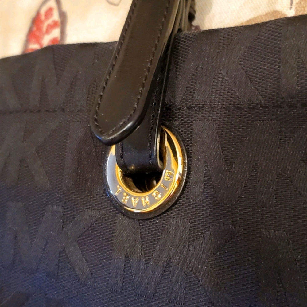 Michael Kors Tote